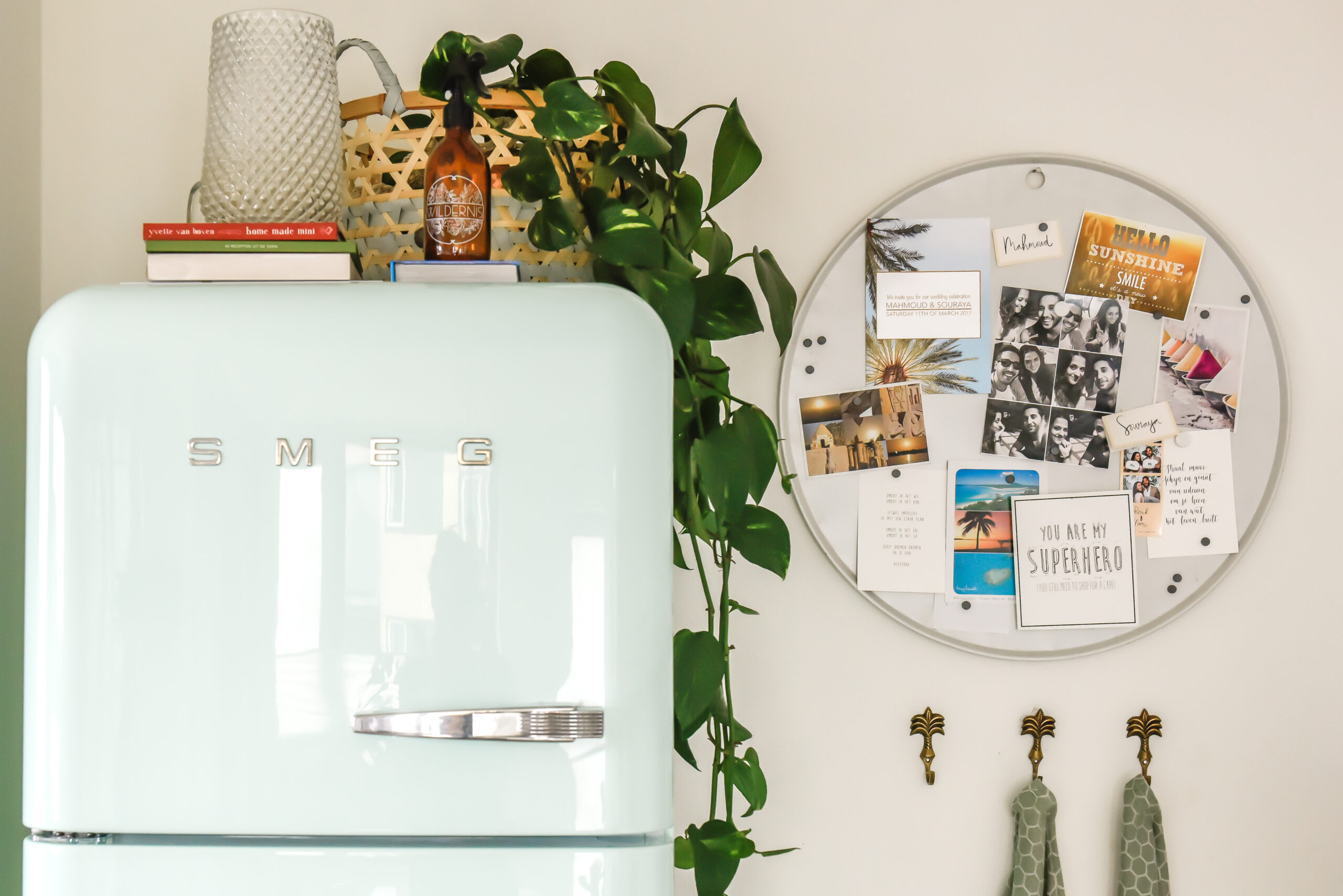 Een nieuwe Smeg koelkast in de open keuken - Binti Home | & inspiratie blog