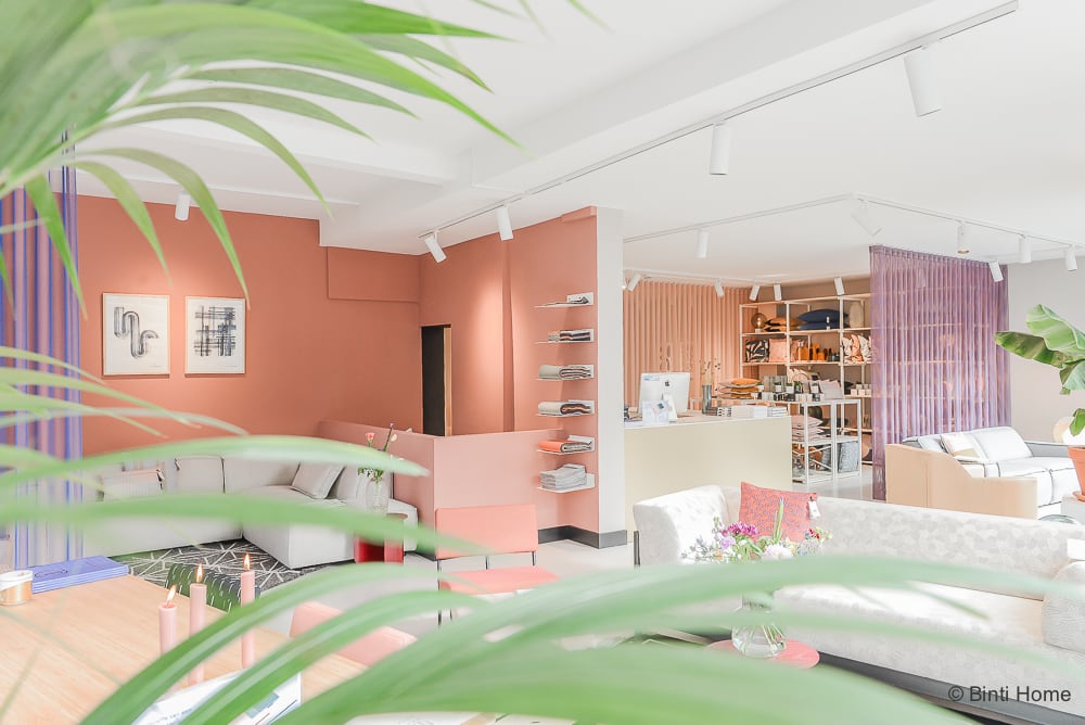 Slim Dertig Tablet Kleurrijk design in nieuwe winkel van FEST Amsterdam in Utrecht - Binti  Home | Interieurontwerpstudio & inspiratie blog